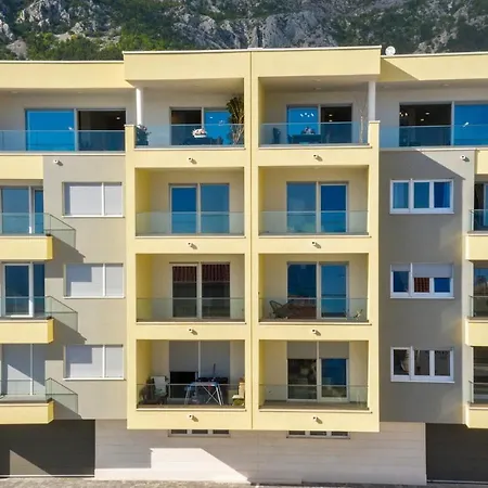 Petar Appartement Makarska